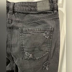 American Eagle Black Mom Jean Size 4